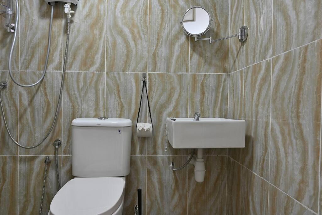 Full Moon Apartment Куах Экстерьер фото